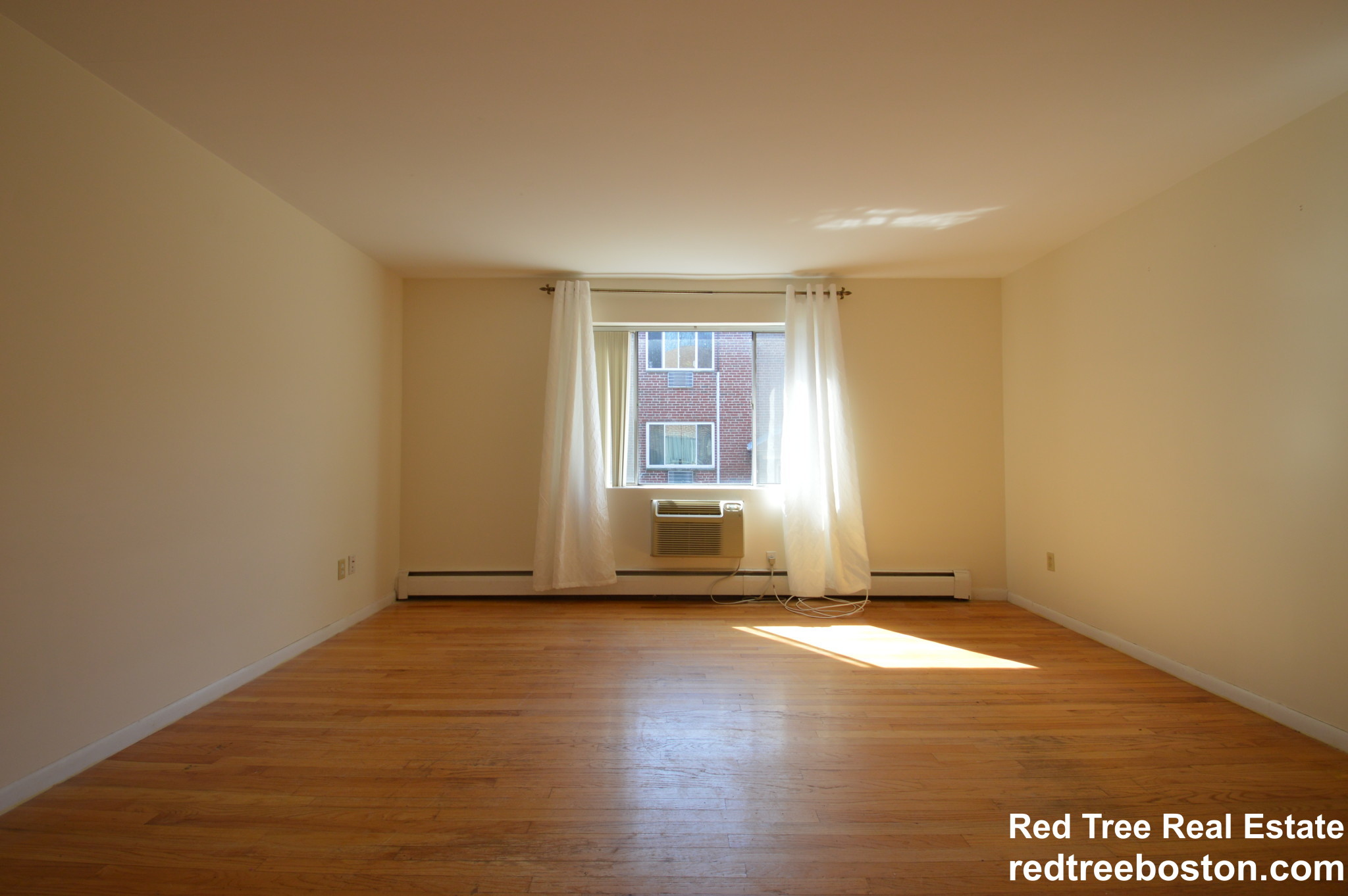 54 Bryon Rd, Chestnut Hill (Newton)