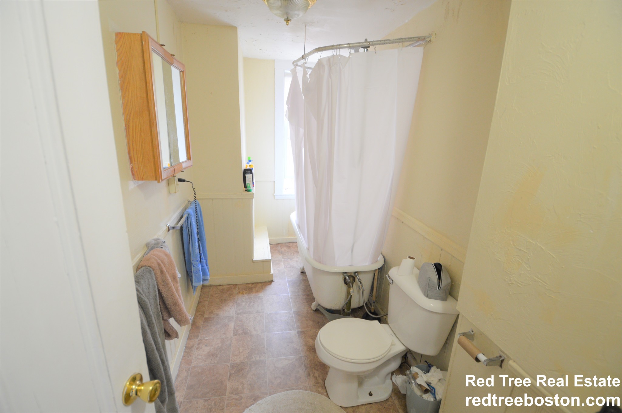 22 Greylock Rd, Allston