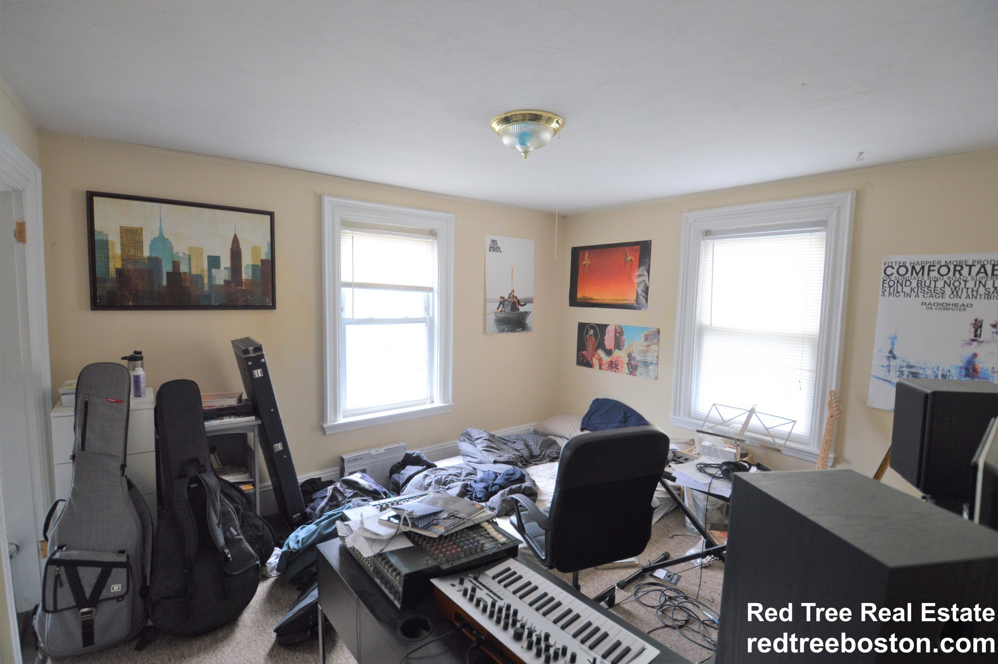 22 Greylock Rd, Allston