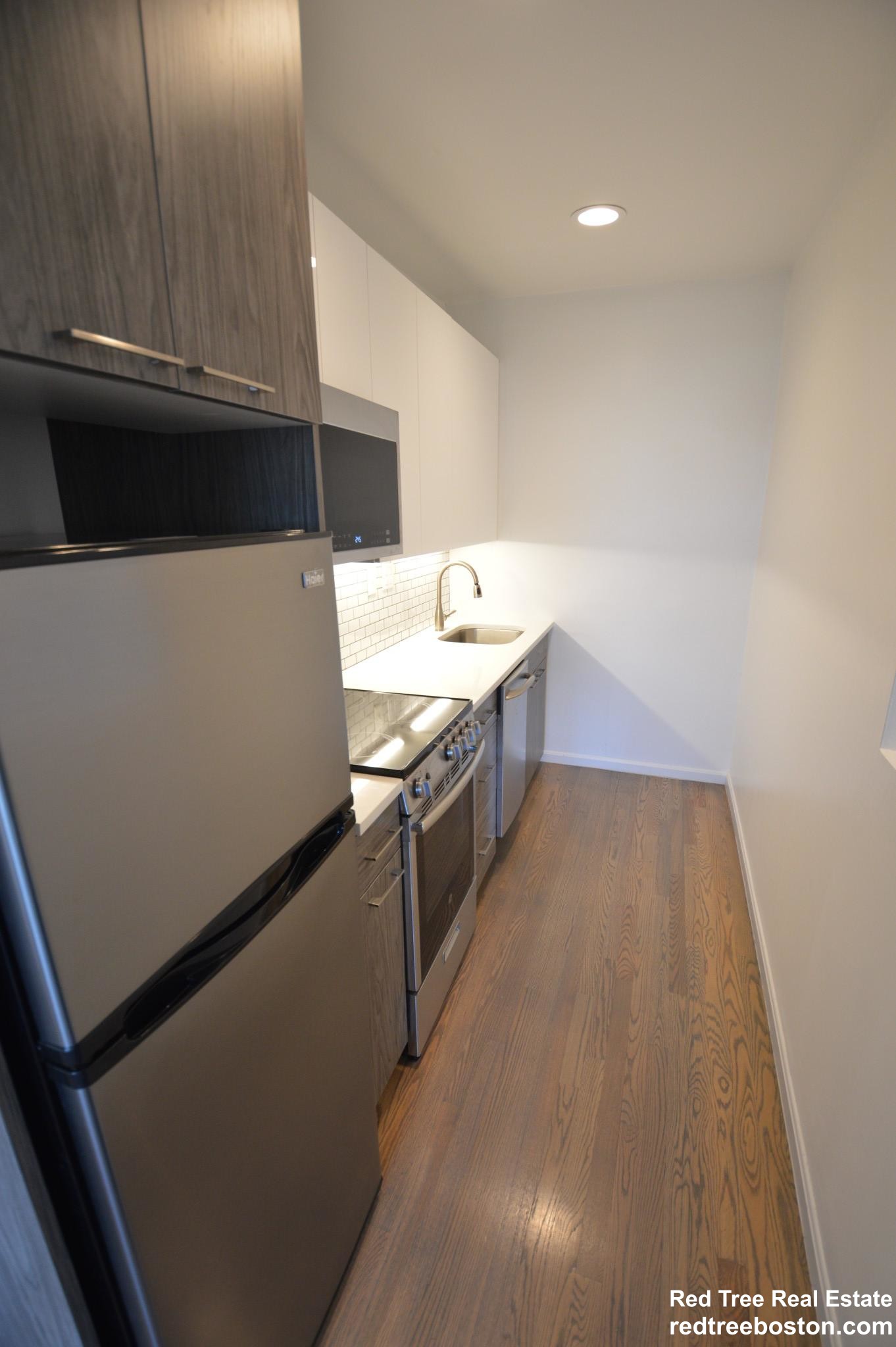 19 Peterborough St, Fenway