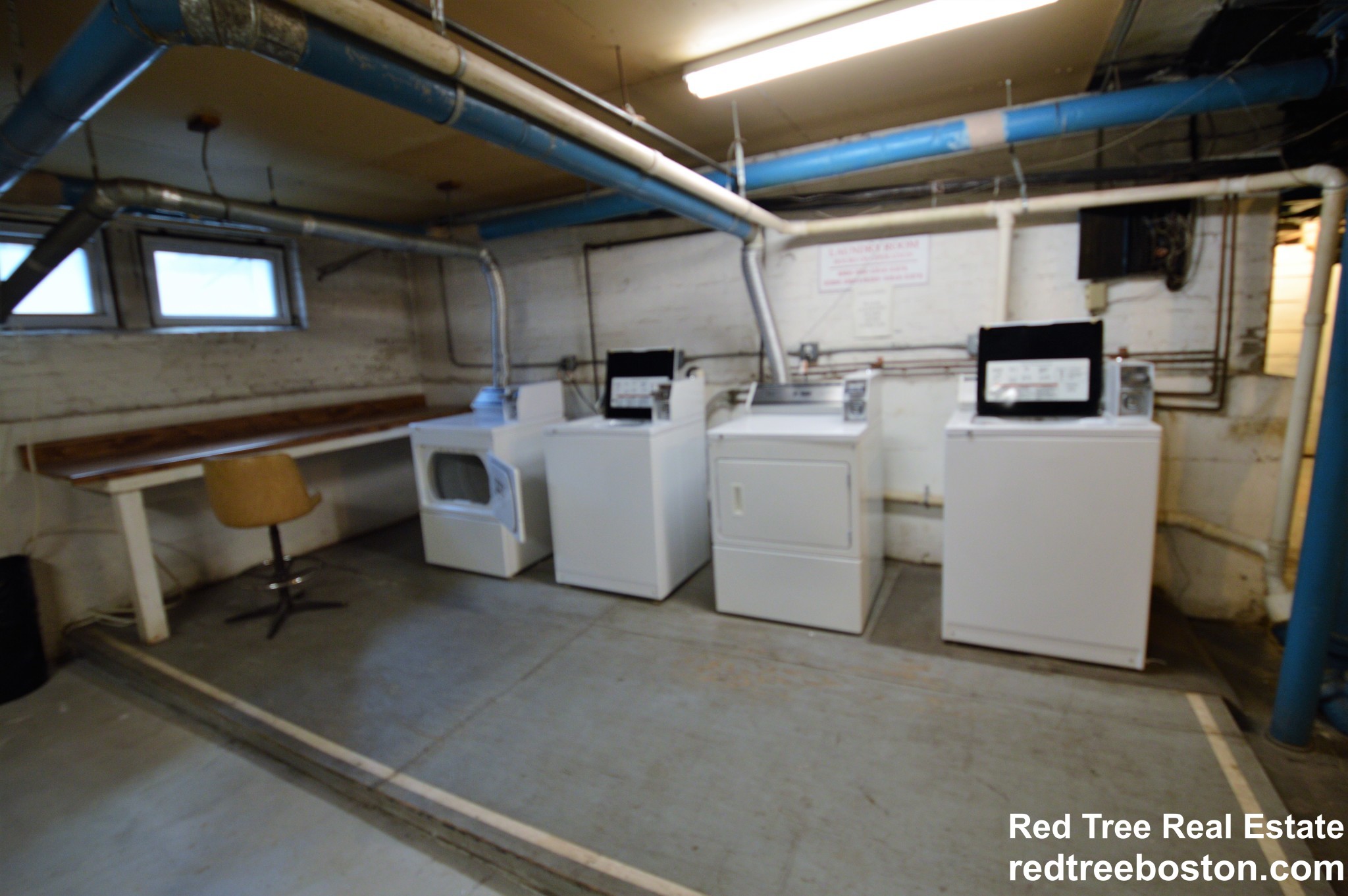 30 Gibbs St, North Brookline