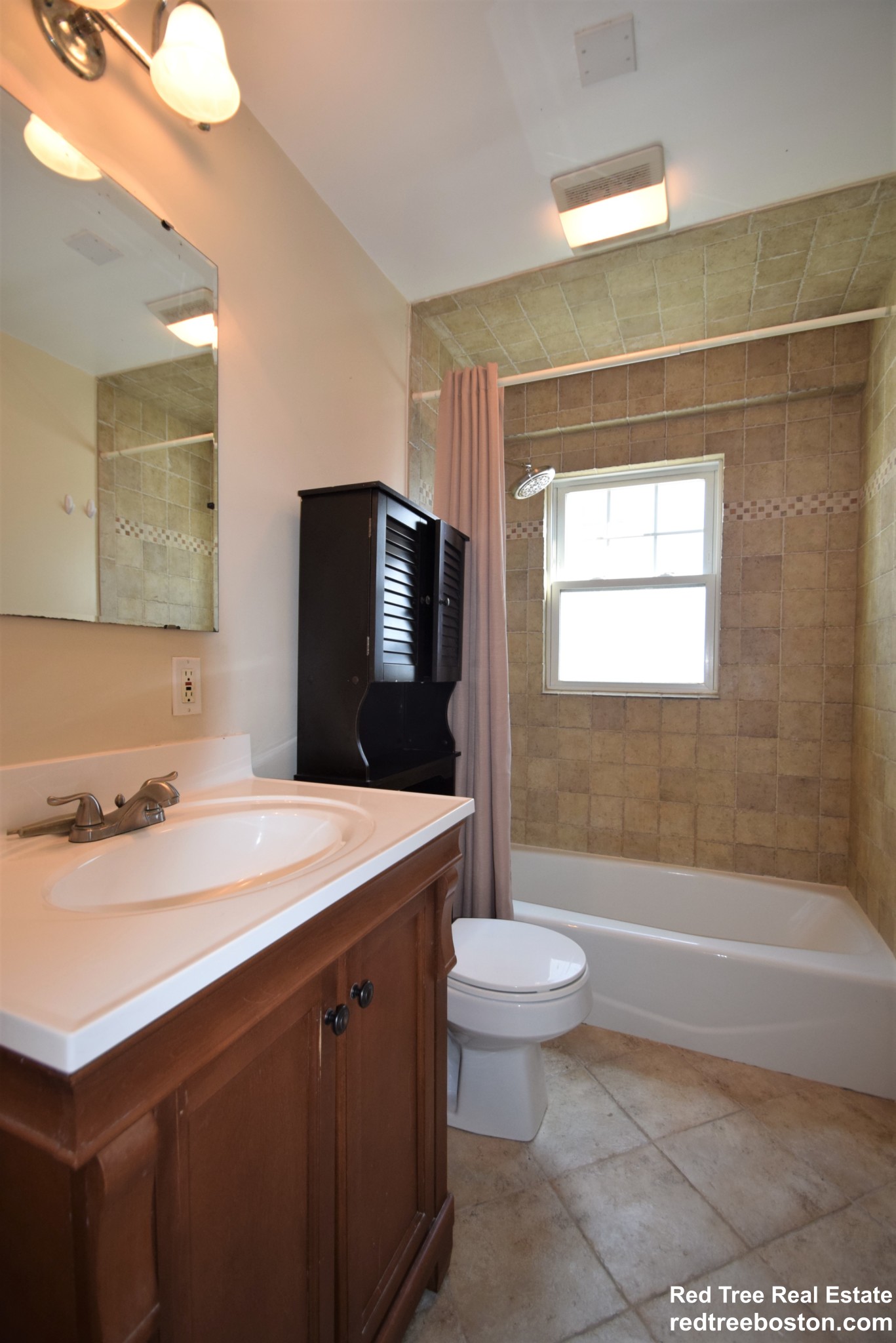 896 Fellsway, Medford