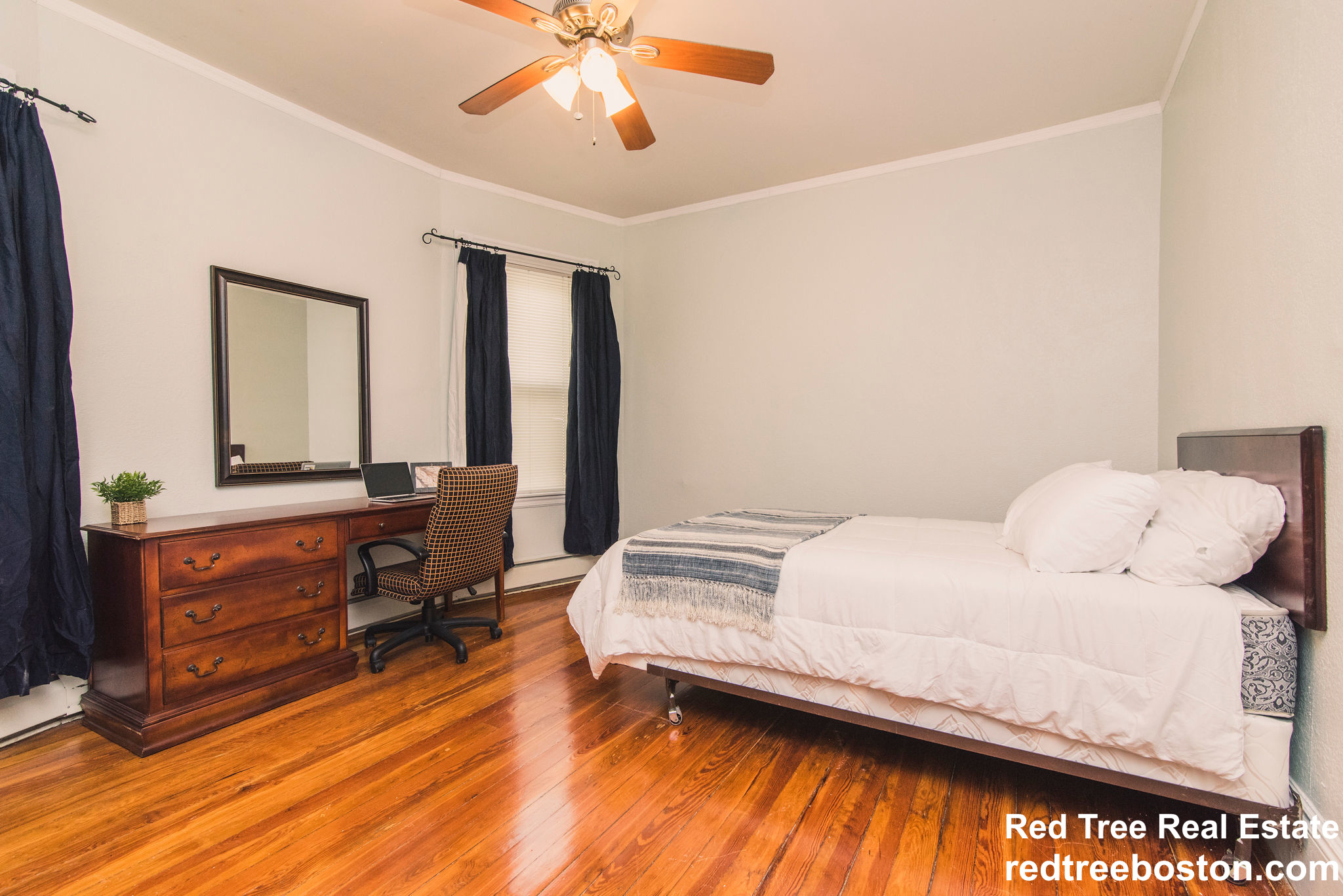 4 Dalrymple St, Jamaica Plain