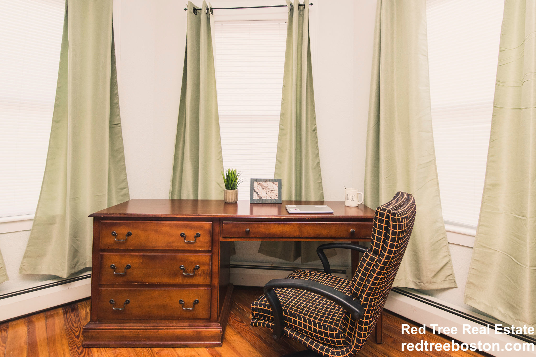 4 Dalrymple St, Jamaica Plain