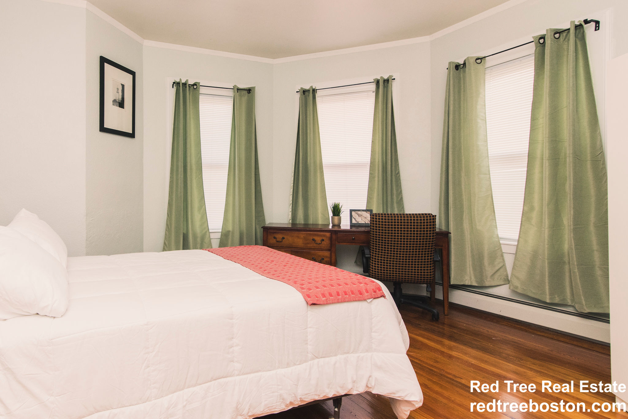 4 Dalrymple St, Jamaica Plain