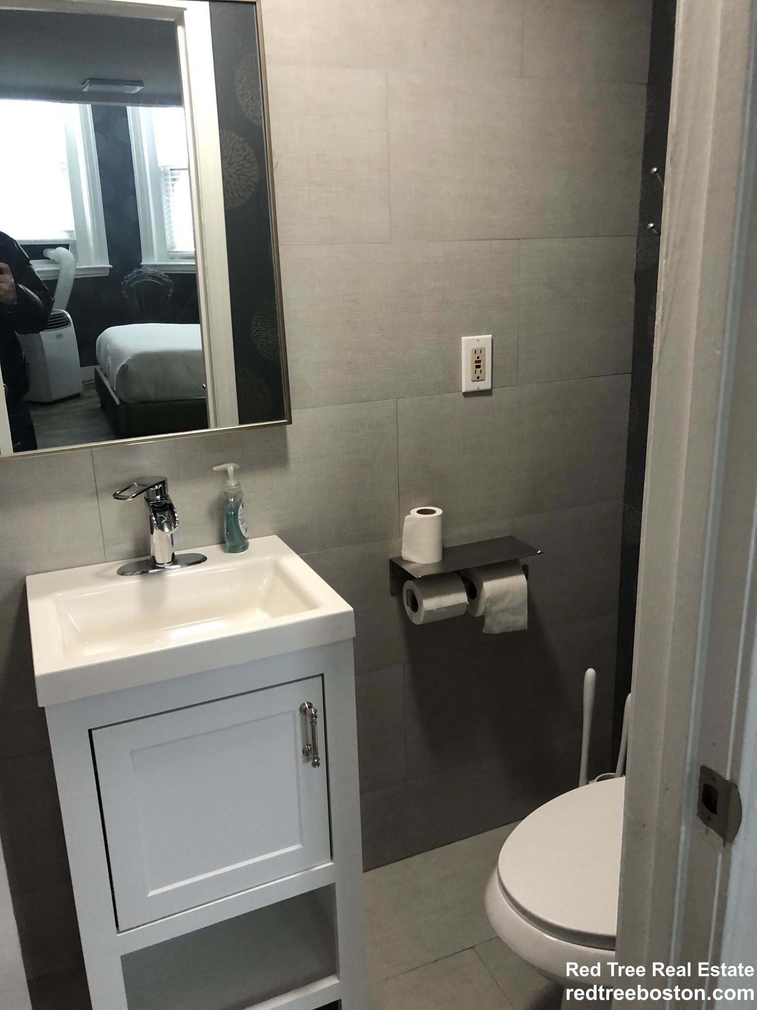 Studio bed, 1 bath apartment for rent at 5 Cortes St Unit B1, Back Bay — photo 5 of 9