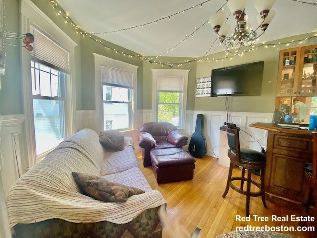 24 Burton St, Brighton