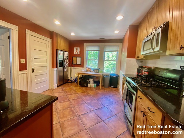 24 Burton St, Brighton