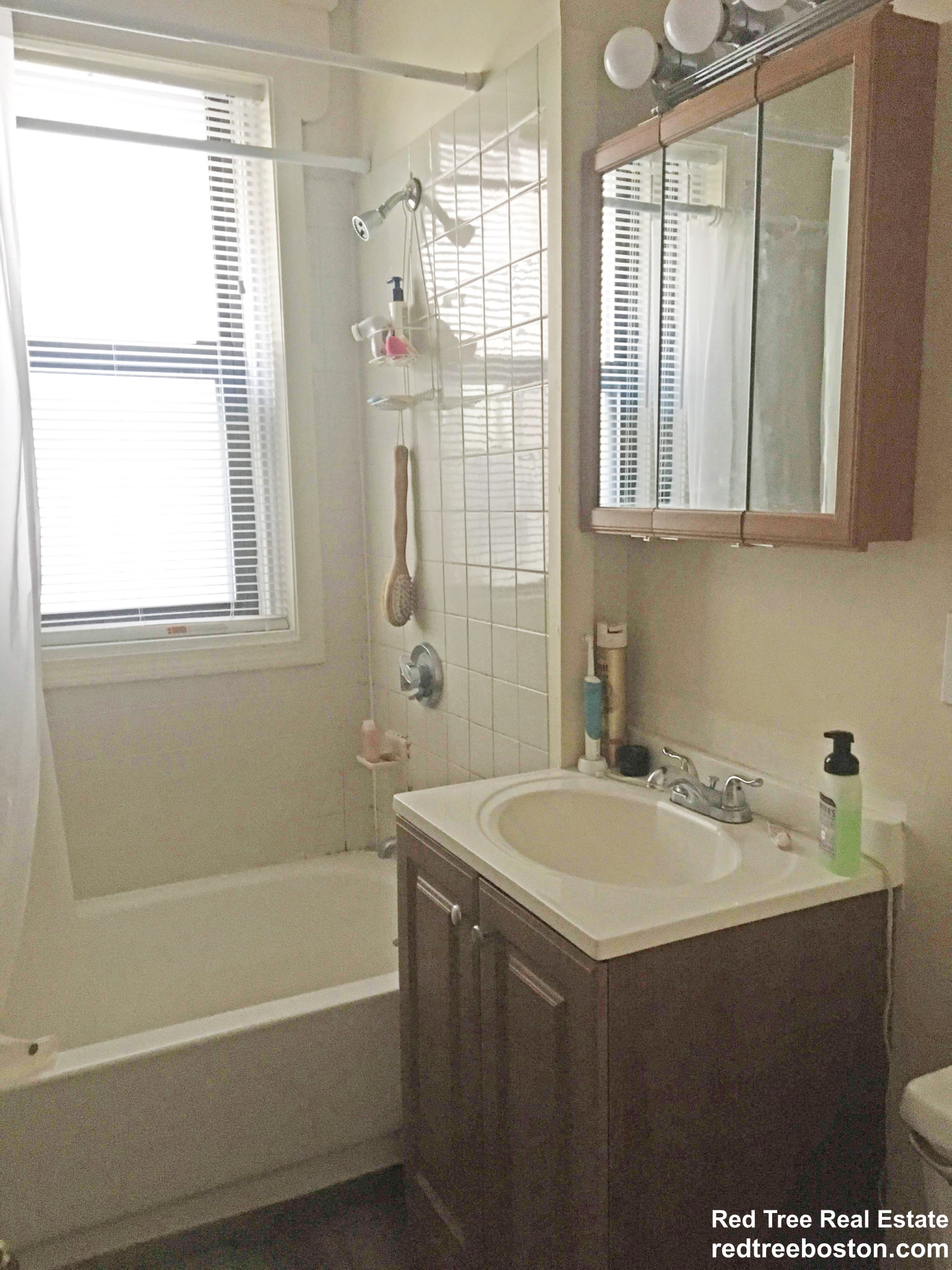 11 Peterborough St, Fenway