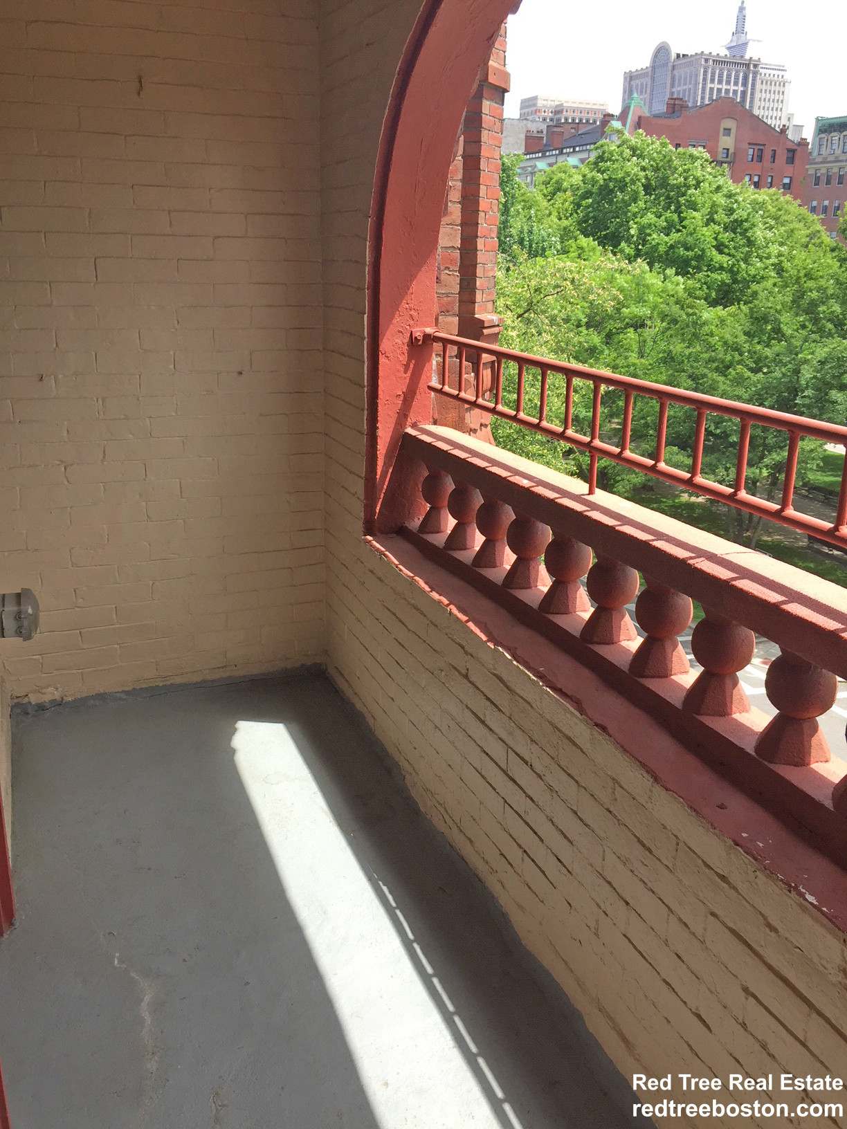 195 Commonwealth Ave, Back Bay