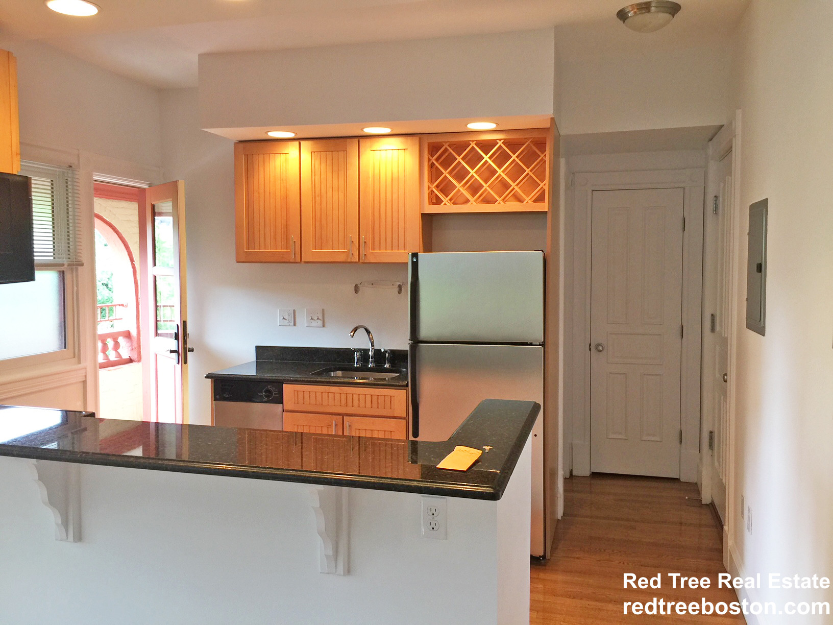 195 Commonwealth Ave, Back Bay