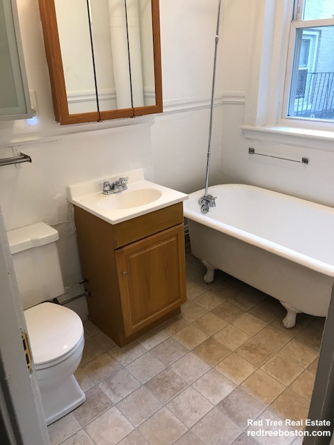 1334 Commonwealth Ave, Allston