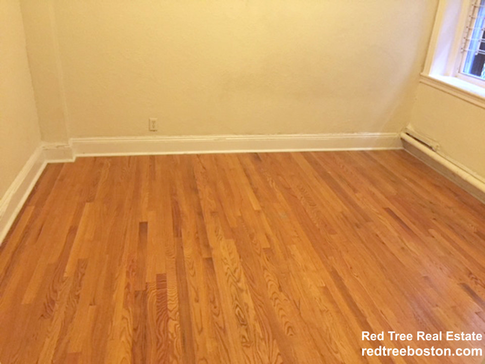 1687 Commonwealth Ave, Brighton