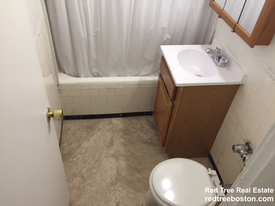 1687 Commonwealth Ave, Brighton