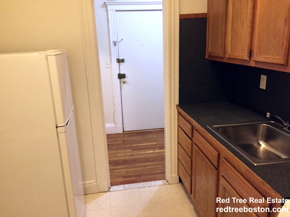 1687 Commonwealth Ave, Brighton