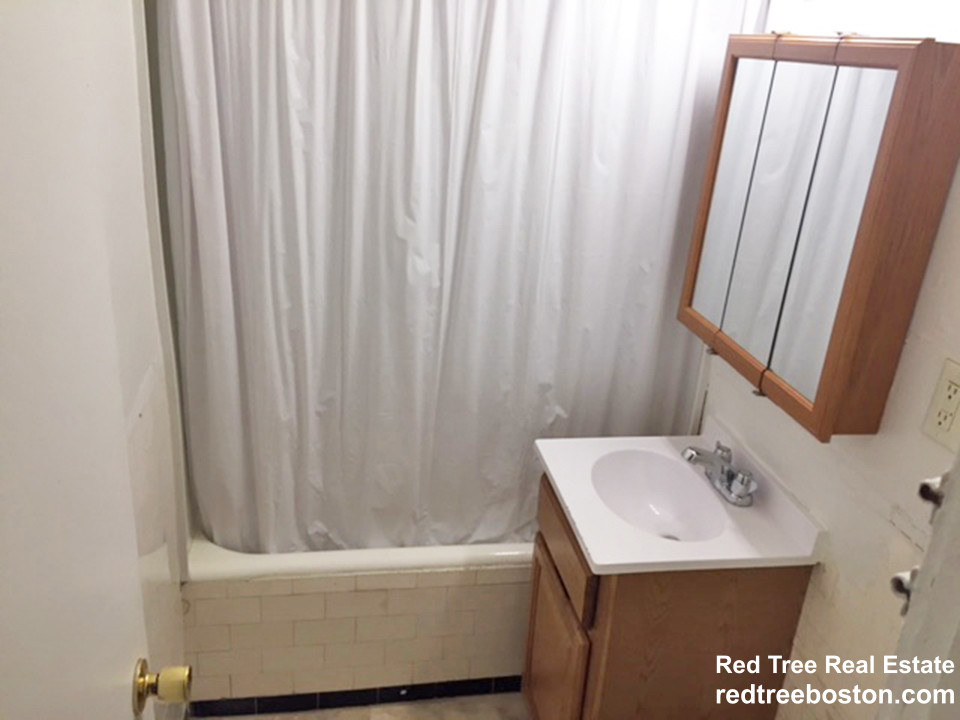 1687 Commonwealth Ave, Brighton