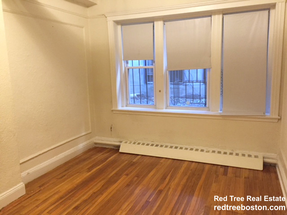 1687 Commonwealth Ave, Brighton