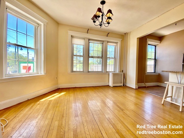 374 Chestnut Hill Ave, Brighton