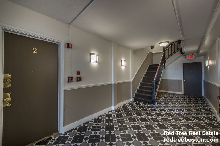 520 Cambridge St, Allston