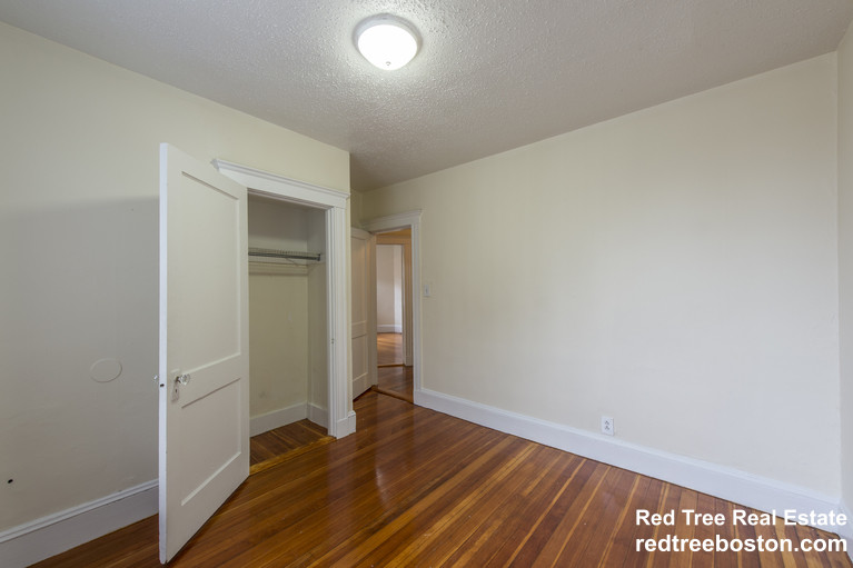 1 bed, 1 bath apartment for rent at 520 Cambridge St Unit 5A, Allston — photo 4 of 7