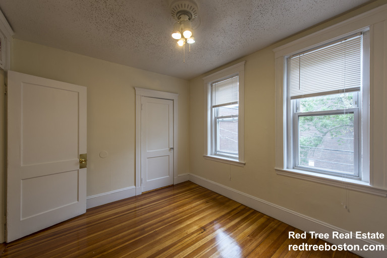 1 bed, 1 bath apartment for rent at 520 Cambridge St Unit 5A, Allston — photo 1 of 7