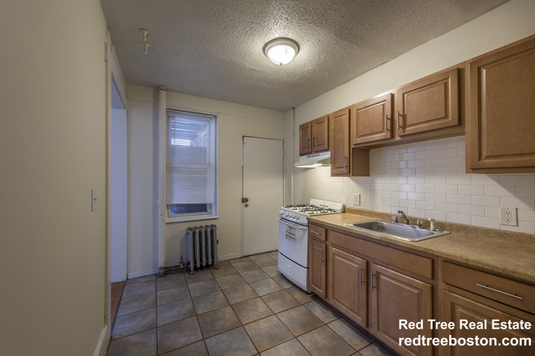 1 bed, 1 bath apartment for rent at 520 Cambridge St Unit 5A, Allston — photo 5 of 7