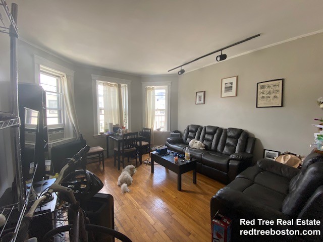 1572 Commonwealth Ave, Brighton