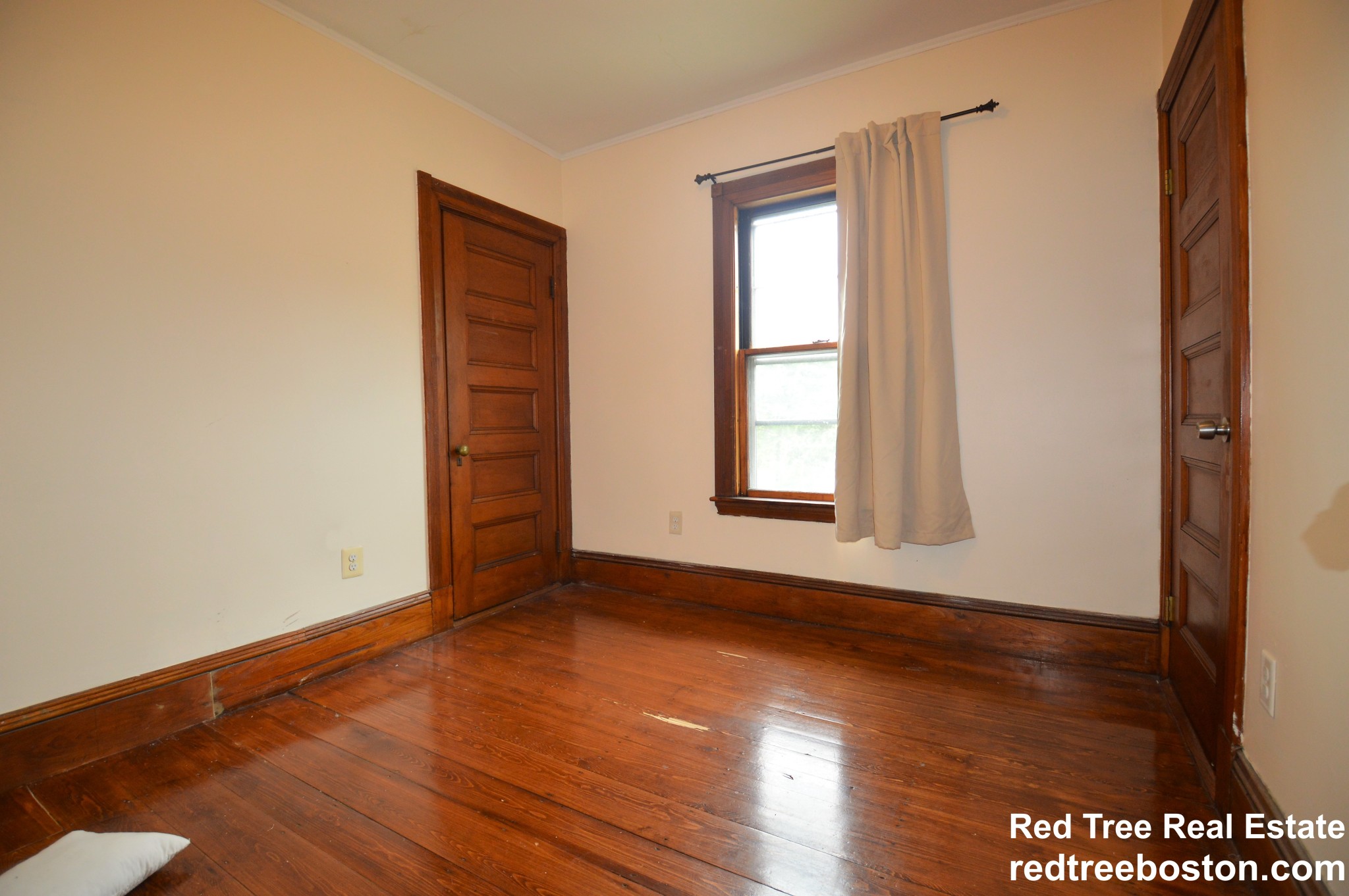 305 Central St, Newton