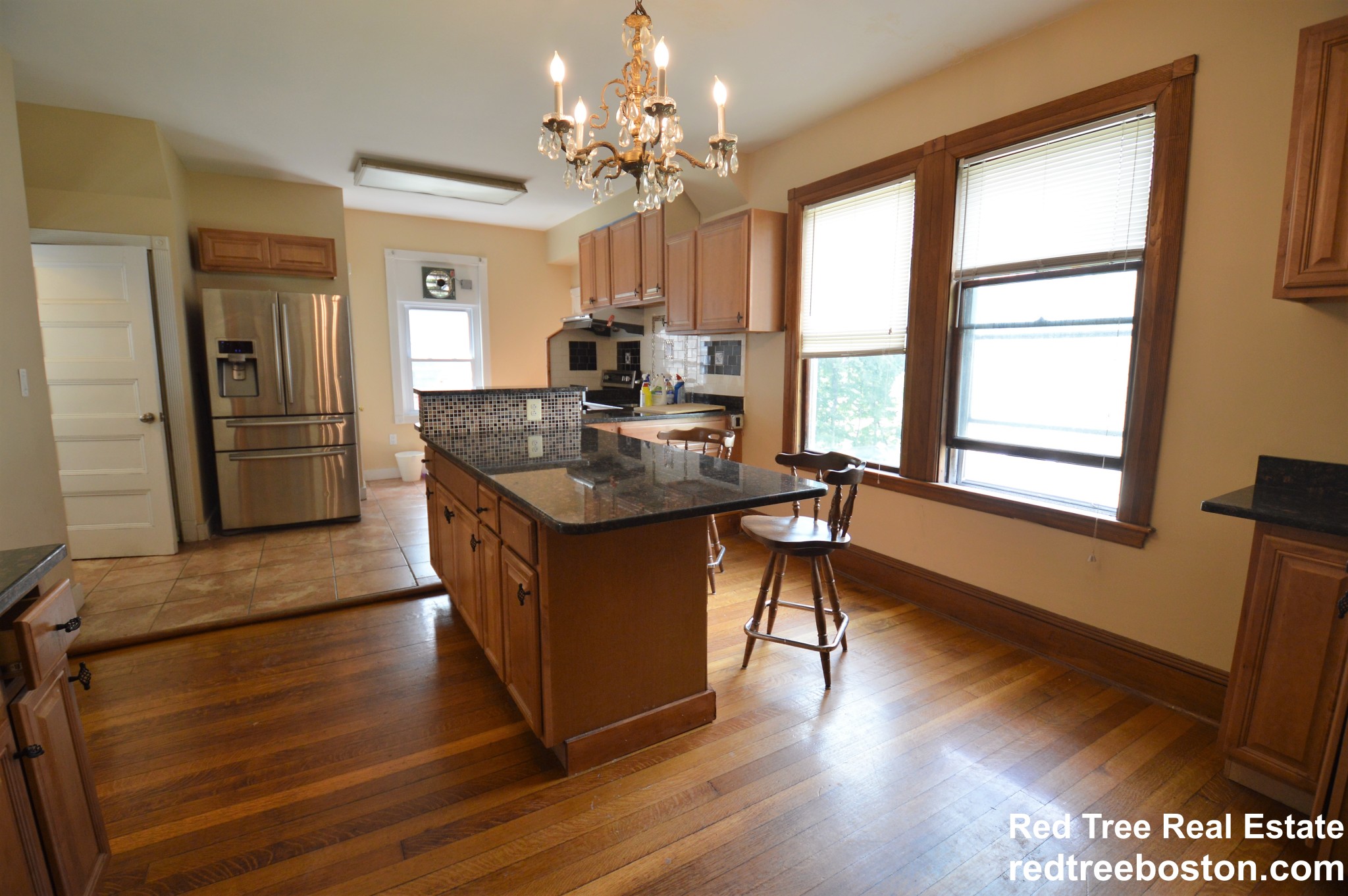 305 Central St, Newton