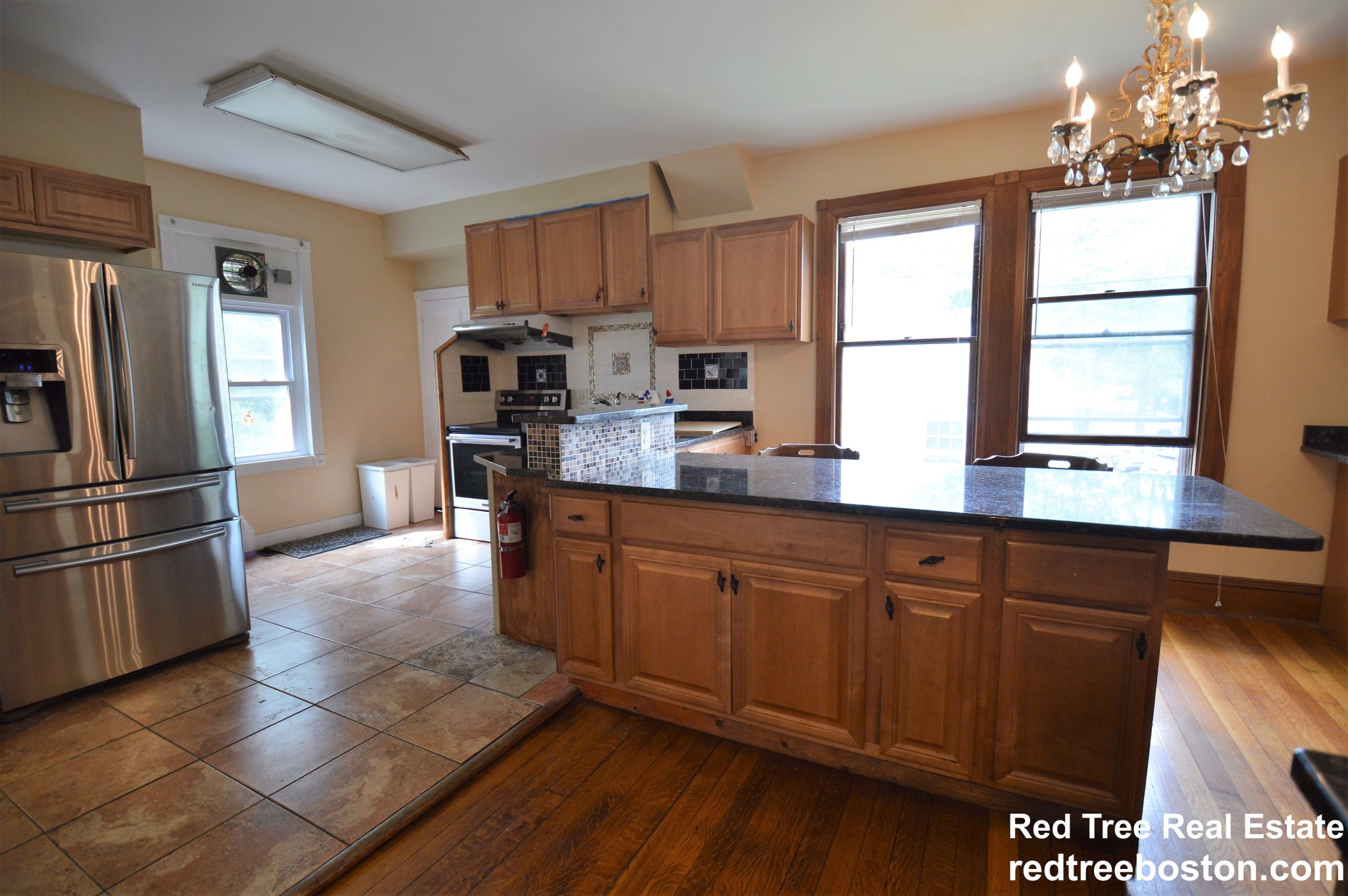 305 Central St, Newton