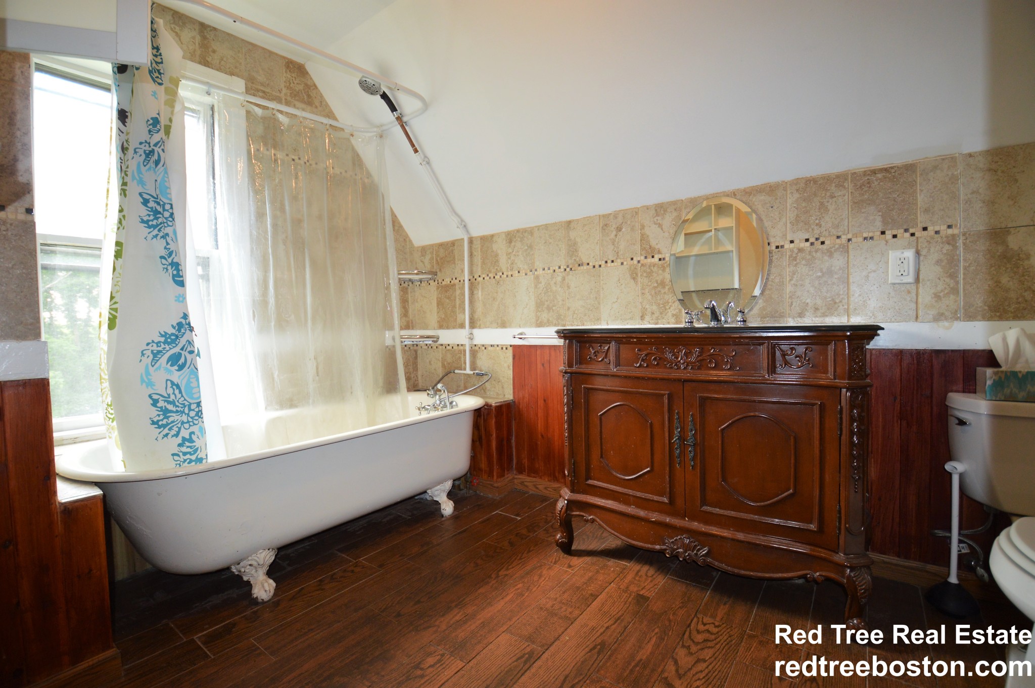 305 Central St, Newton