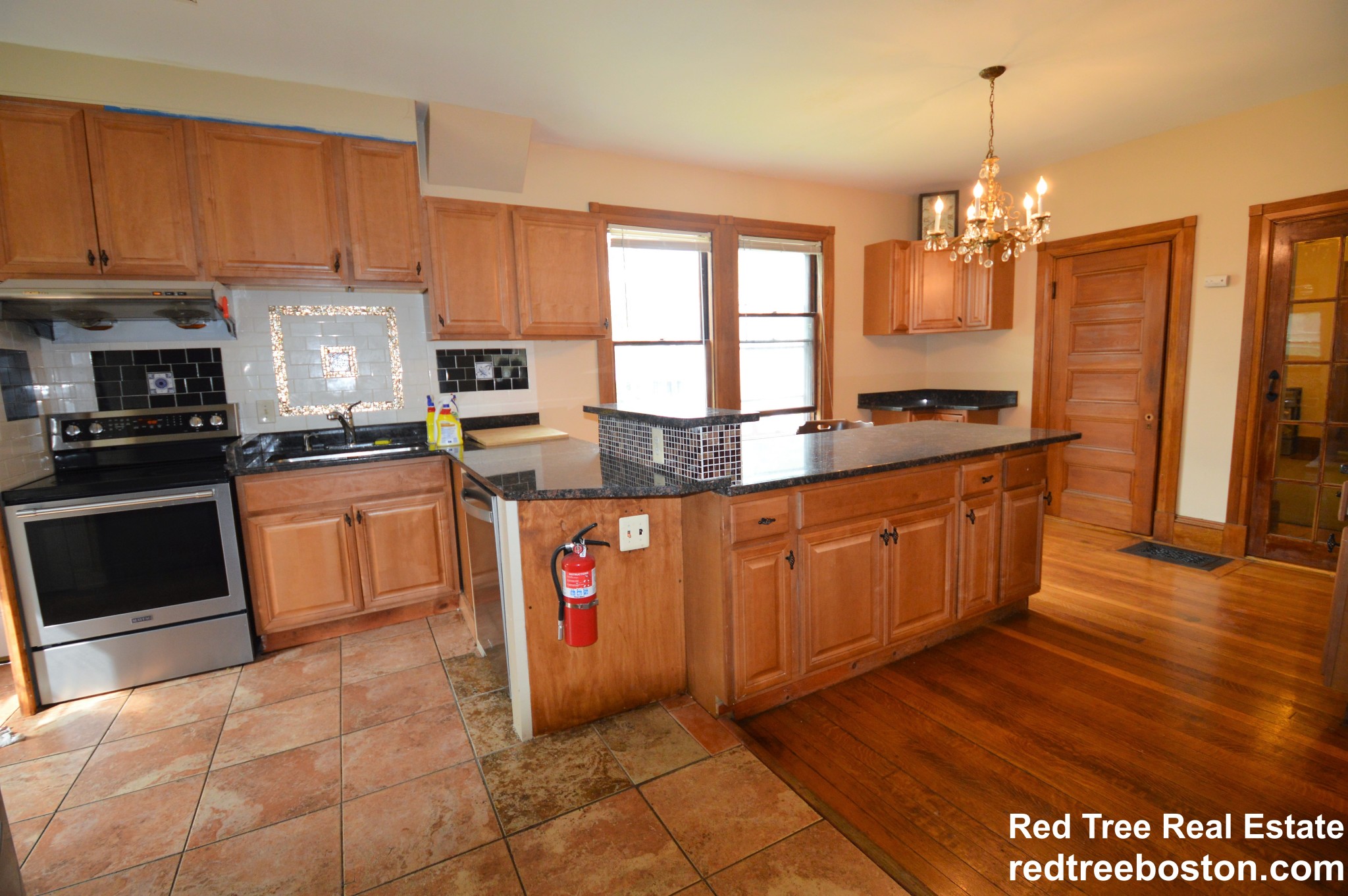 305 Central St, Newton