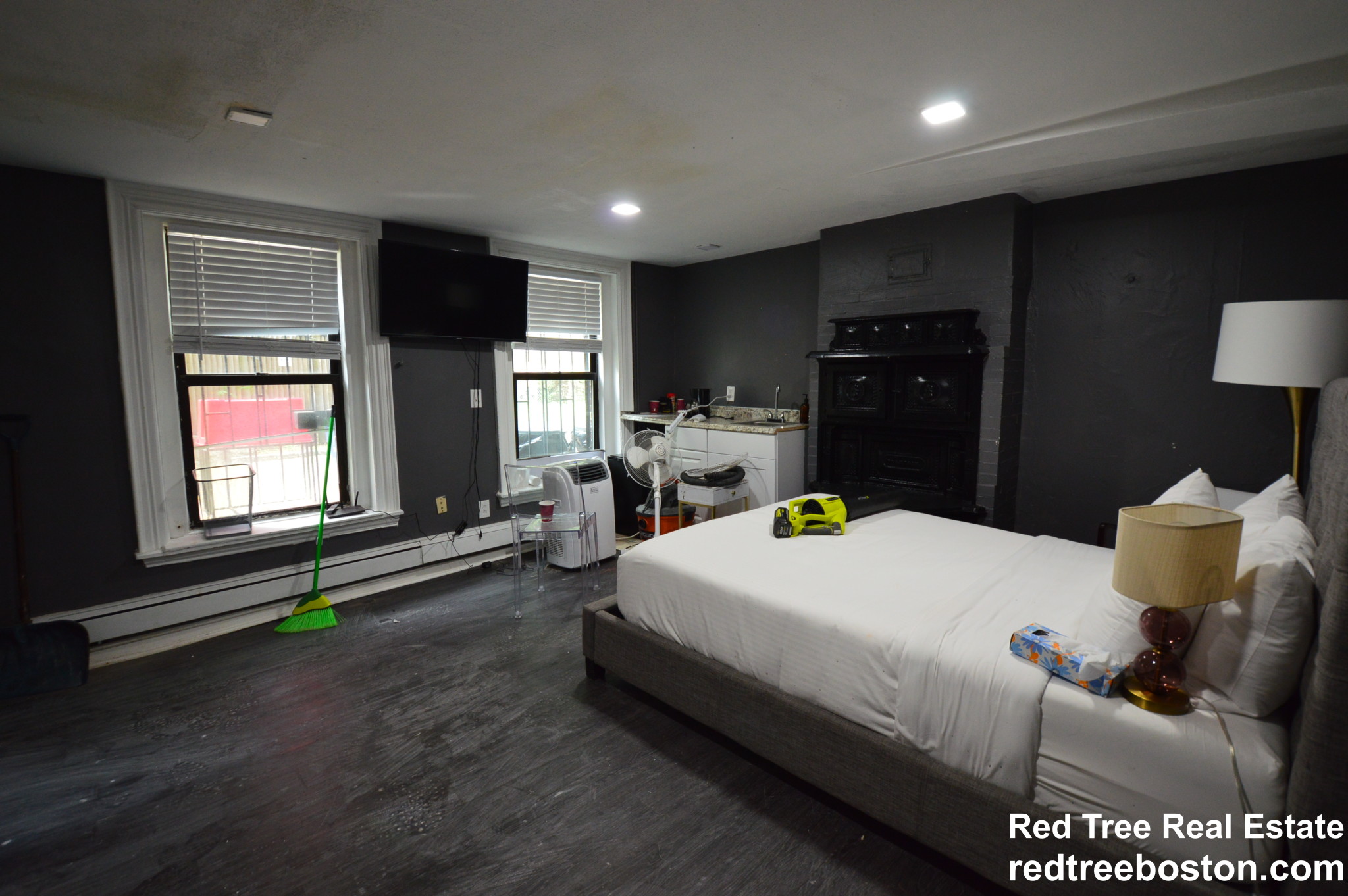 Studio bed, 1 bath apartment for rent at 3 Cortes St Unit B2, Back Bay