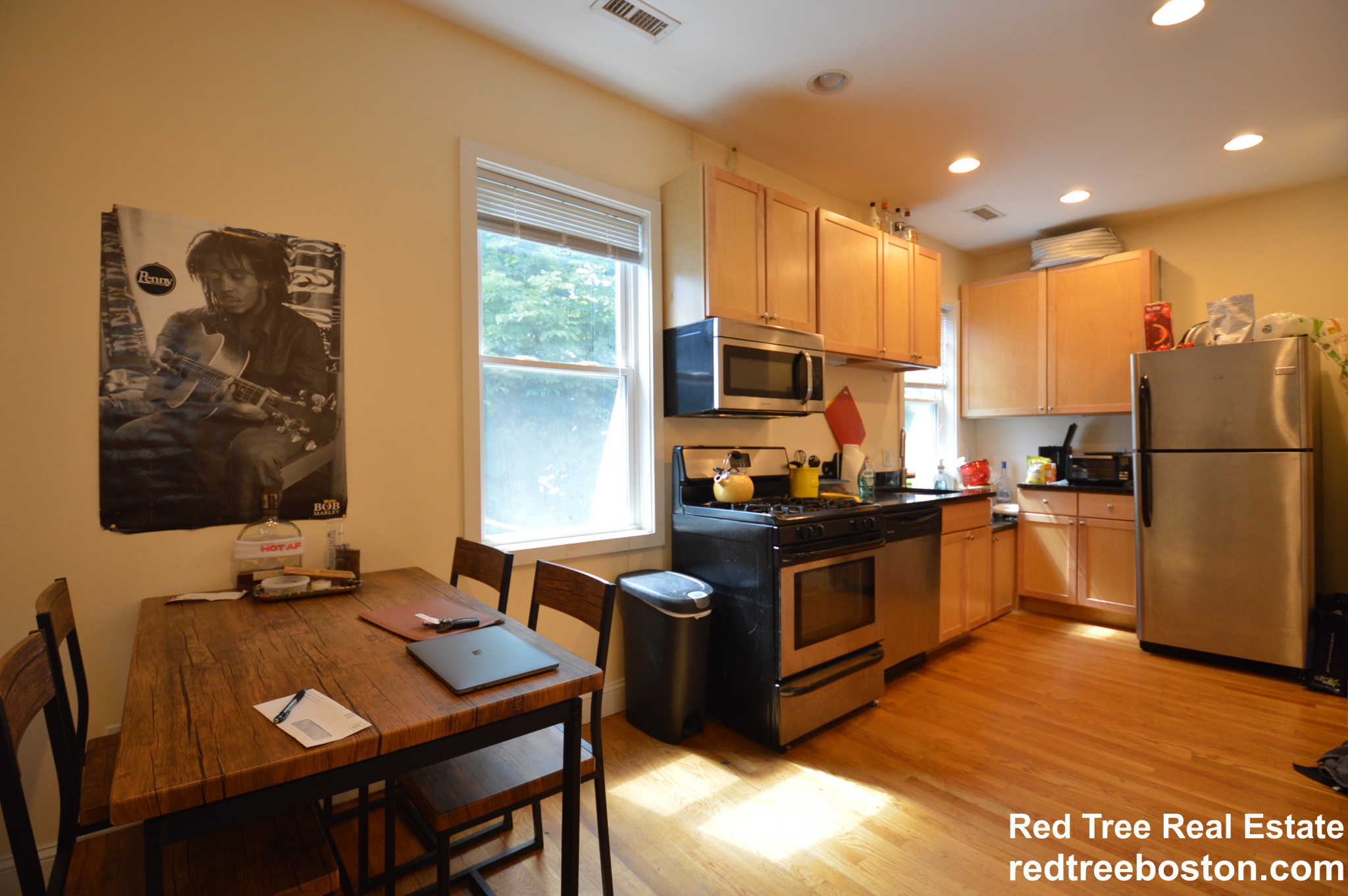 24 Ashford St, Allston