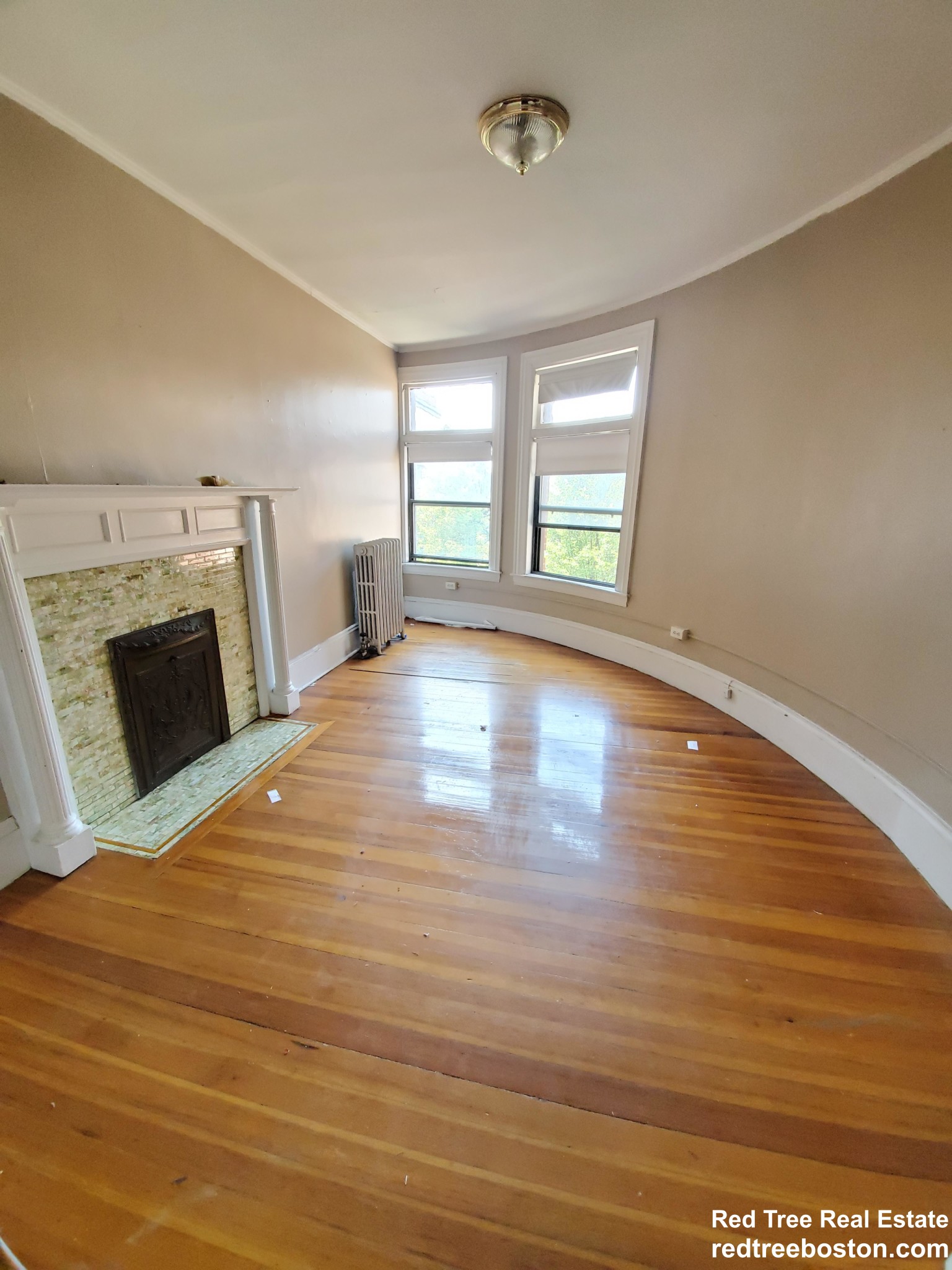 3 bed, 2 bath apartment for rent at 219 Harvard St Unit 22, Brookline — photo 7 of 16
