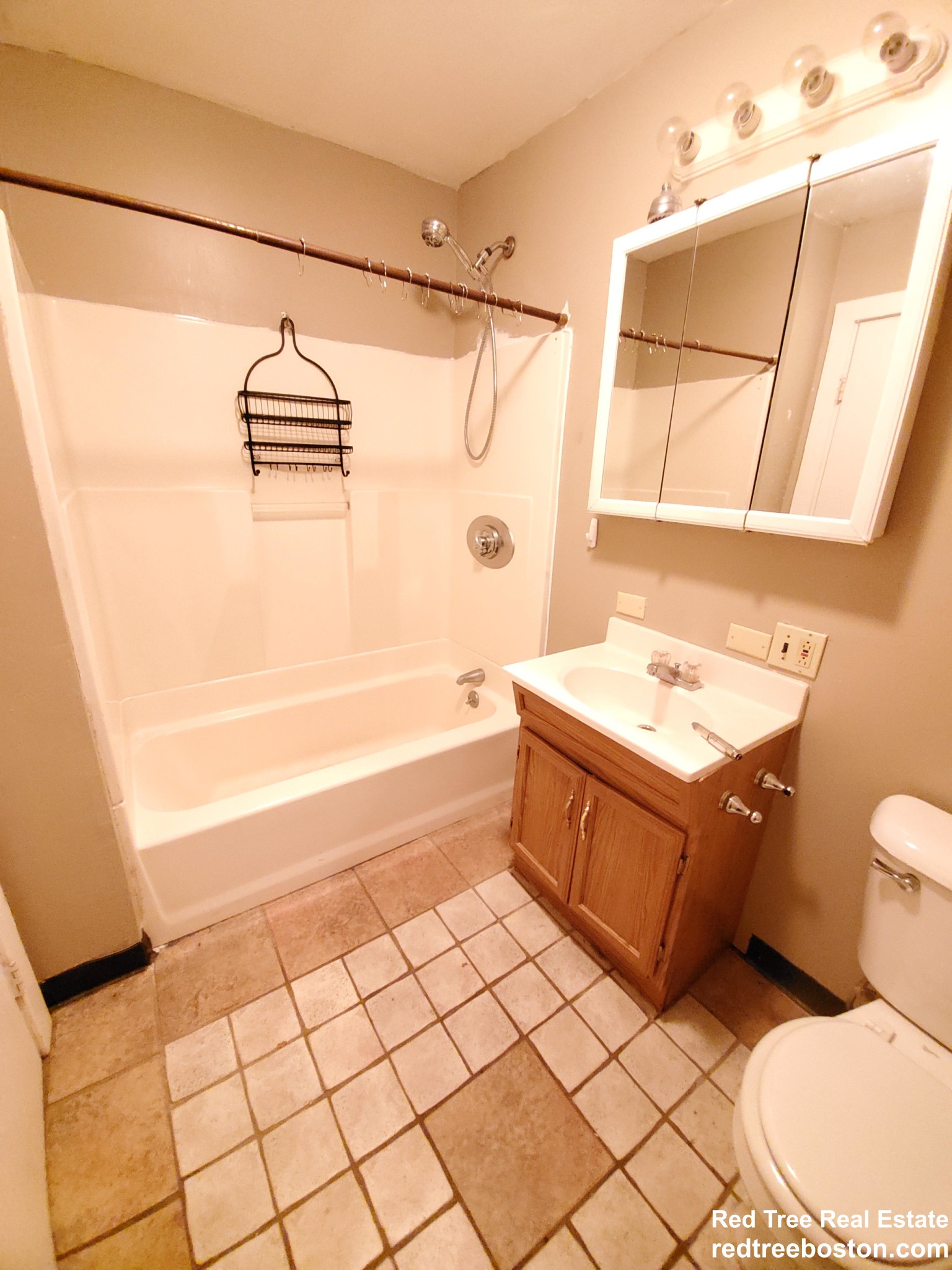 3 bed, 2 bath apartment for rent at 219 Harvard St Unit 22, Brookline — photo 12 of 16