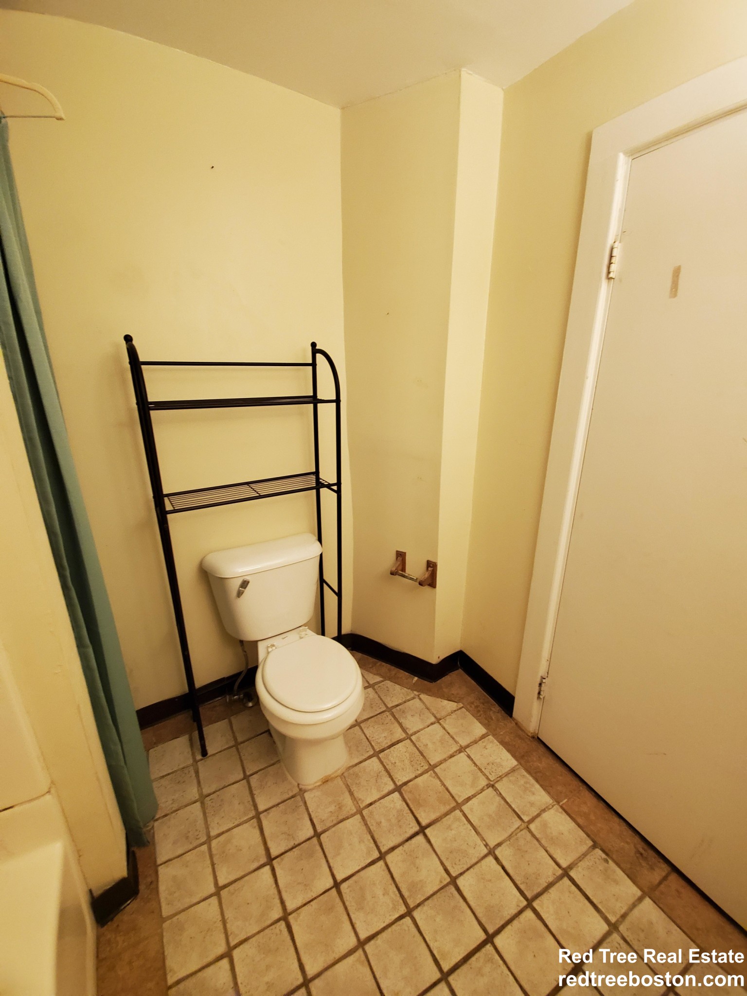 3 bed, 2 bath apartment for rent at 219 Harvard St Unit 22, Brookline — photo 13 of 16