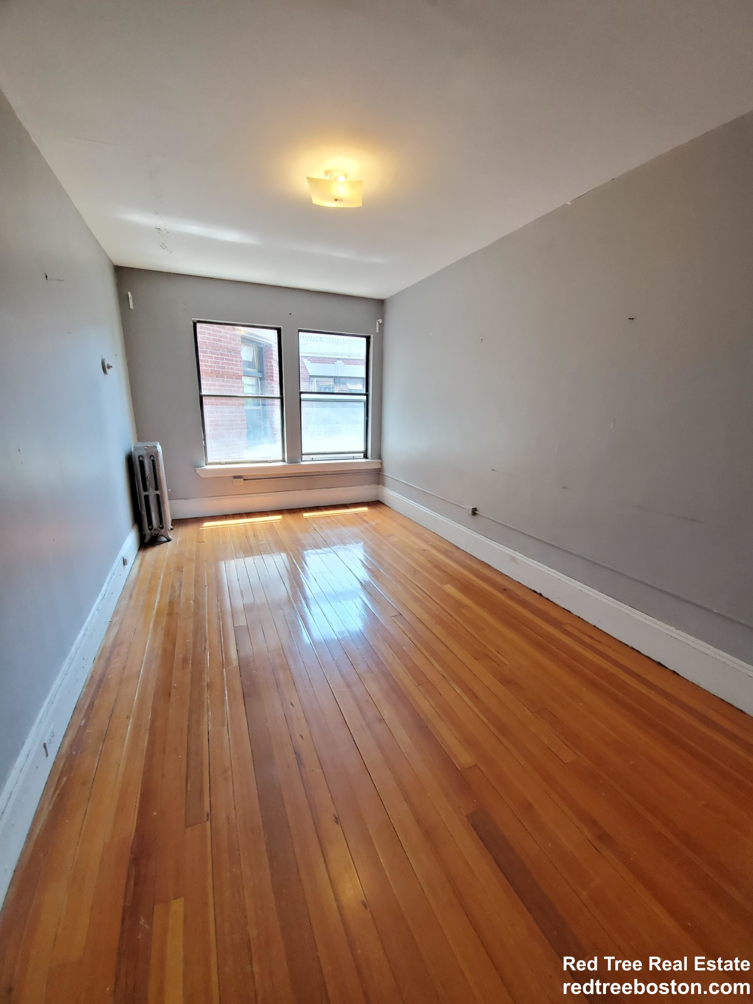 3 bed, 2 bath apartment for rent at 219 Harvard St Unit 22, Brookline — photo 5 of 16