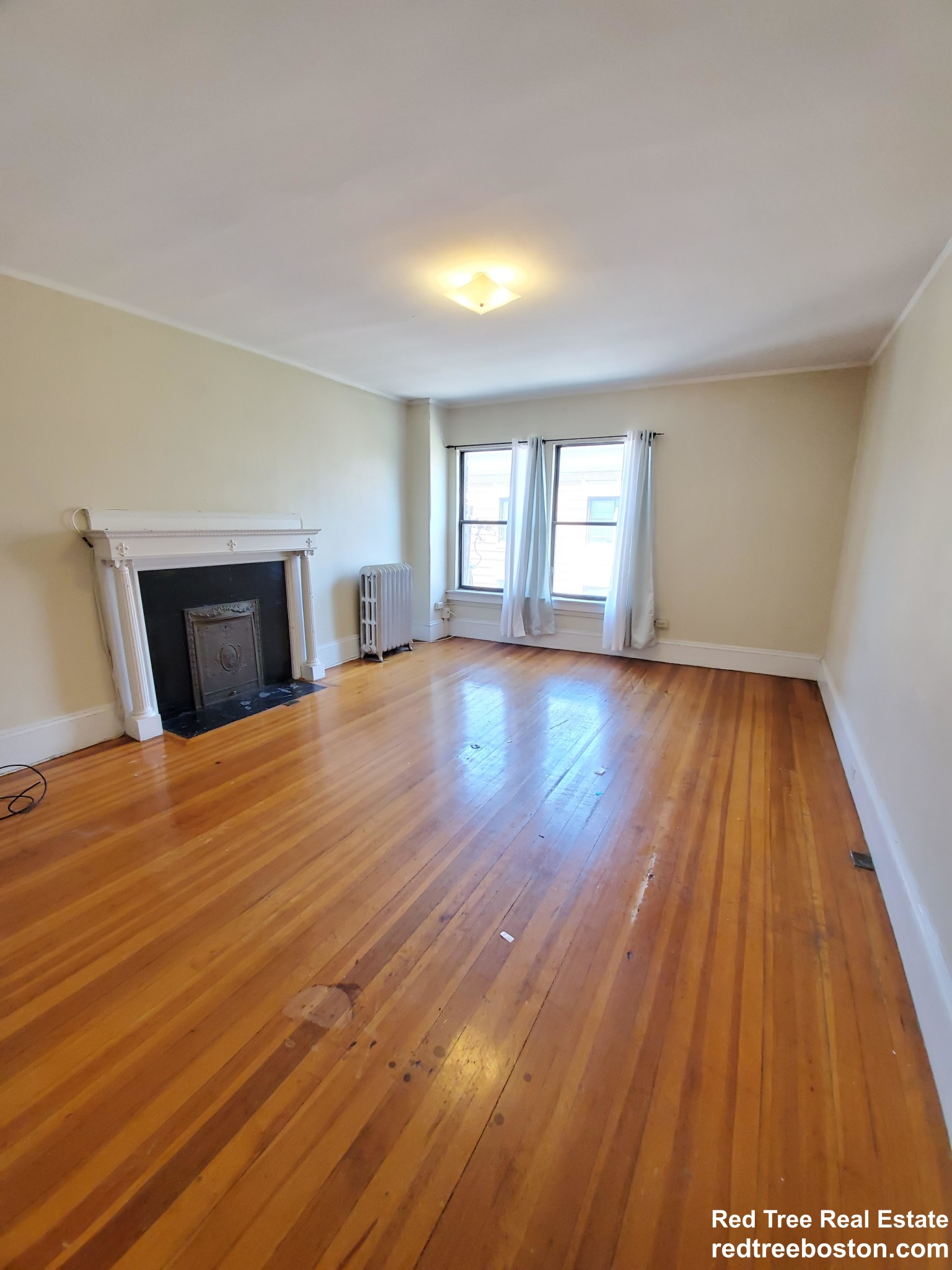 3 bed, 2 bath apartment for rent at 219 Harvard St Unit 22, Brookline