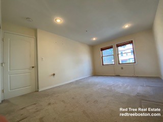 65 Calumet St, Mission Hill