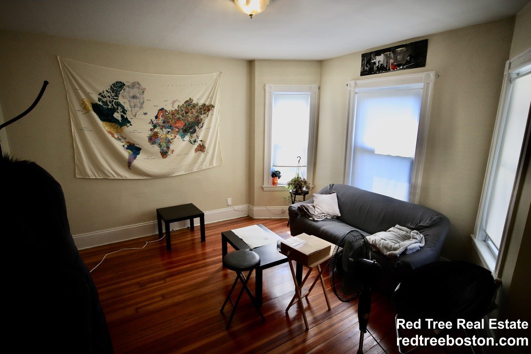 795 Columbia Rd, South Boston