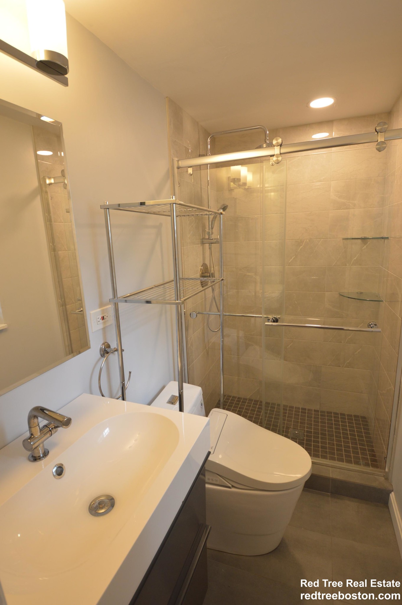 170 Lake Shore Rd, Brighton