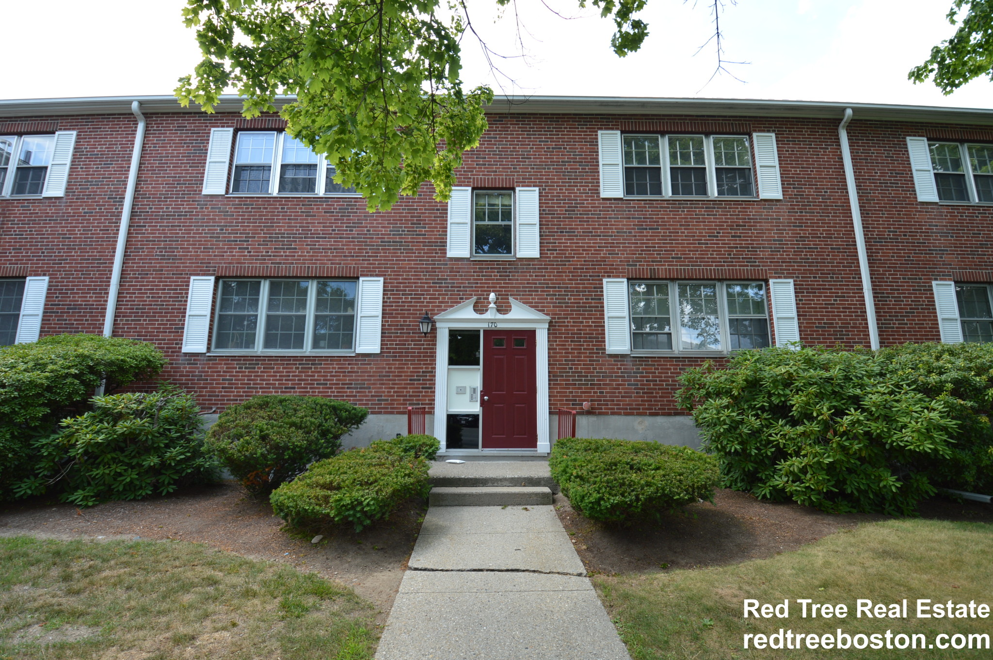 170 Lake Shore Rd, Brighton