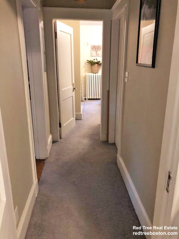 530 Weld St, West Roxbury