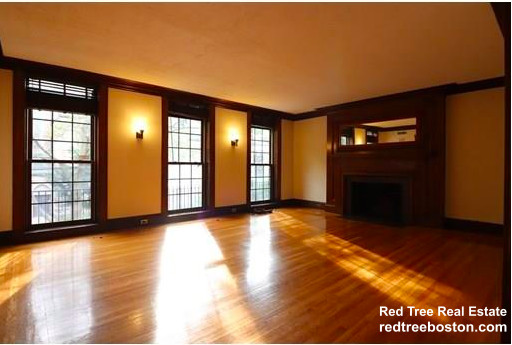 12 Dean Rd, Brookline