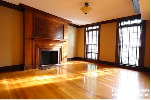 12 Dean Rd, Brookline
