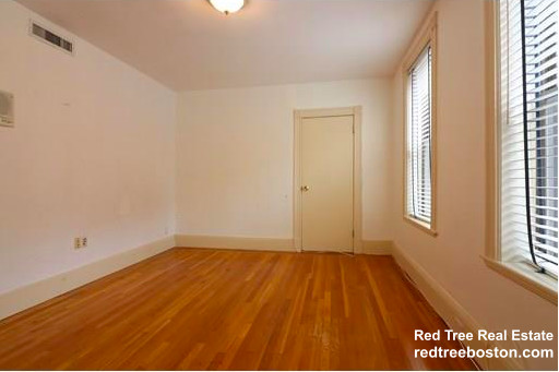 12 Dean Rd, Brookline