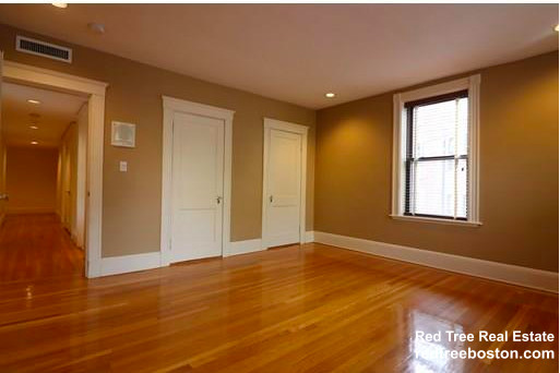 12 Dean Rd, Brookline