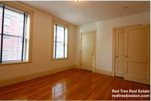 12 Dean Rd, Brookline