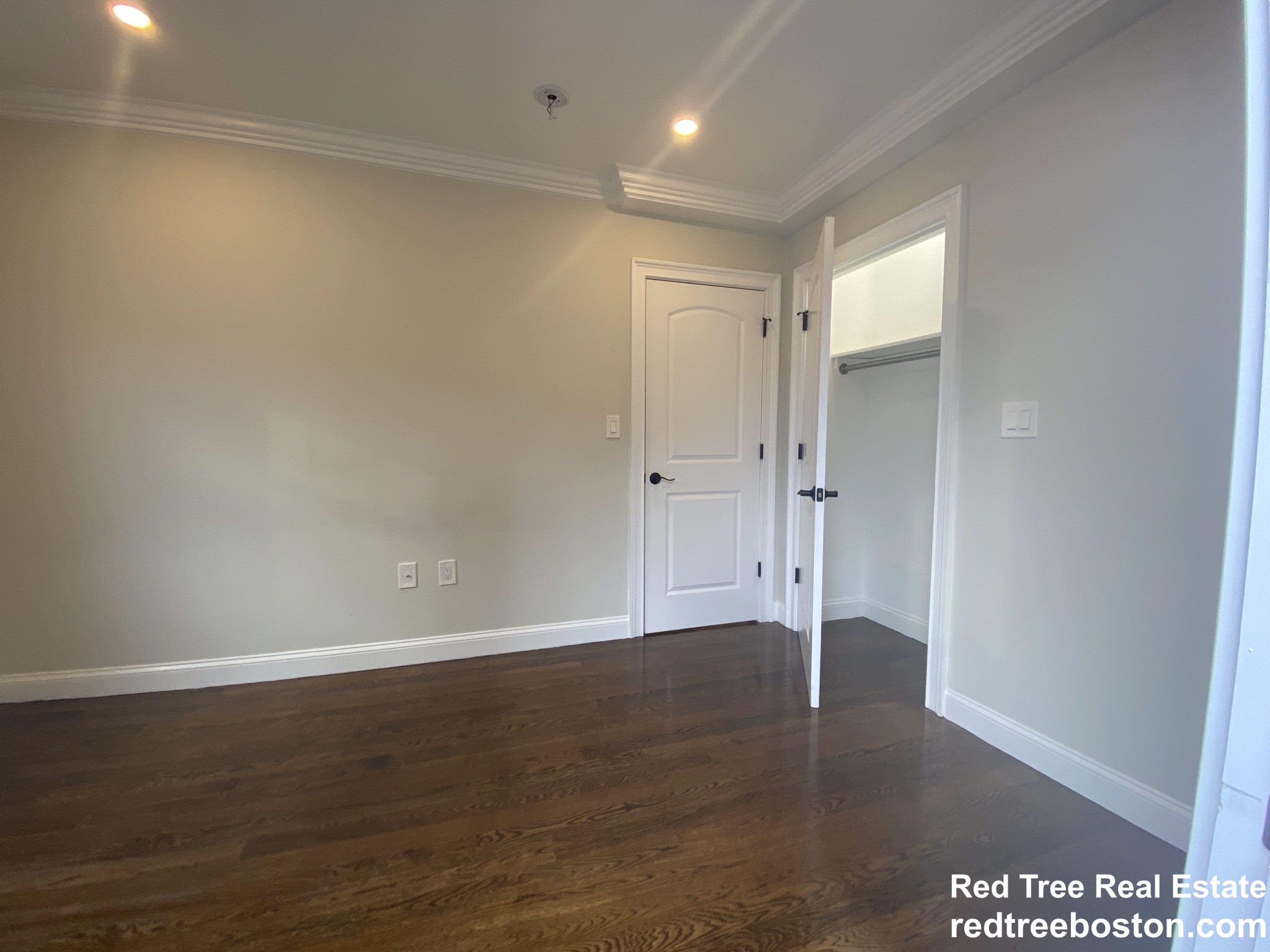 5 bed, 1.5 bath apartment for rent at 490 Washington St Unit 3, Brighton — photo 10 of 34